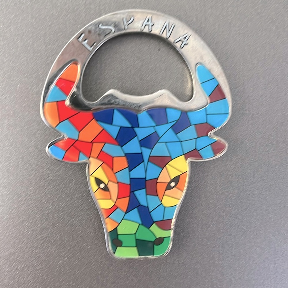VINTAGE MAGNET BULL SHAPED BOTTLE OPENER FROM SPAIN
